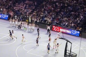 如何靠一个球圈粉无数...